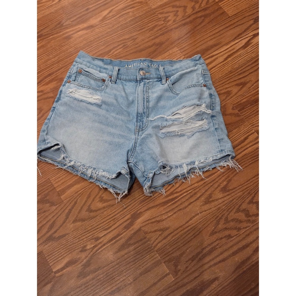 American Eagle Women 8 Strigid Distressed Denim Shorts Light Wash High Rise